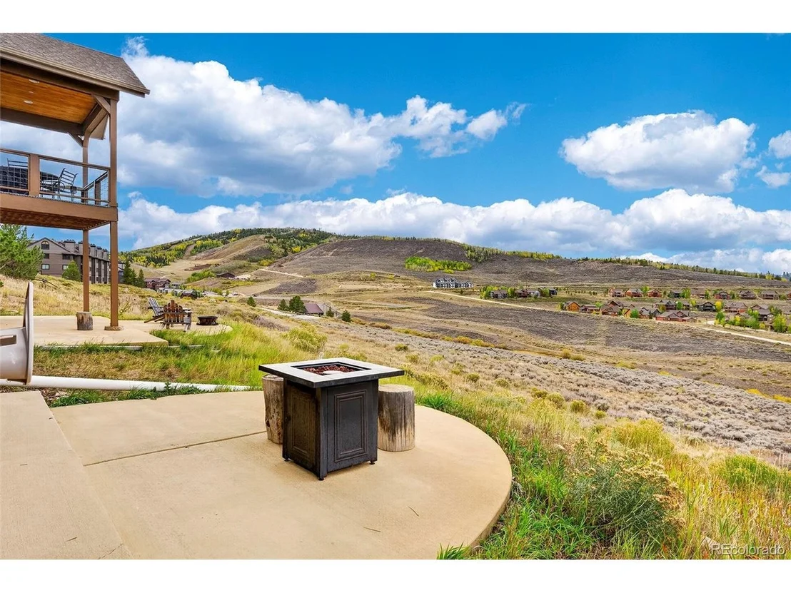 Photo of 103 Peak View Dr