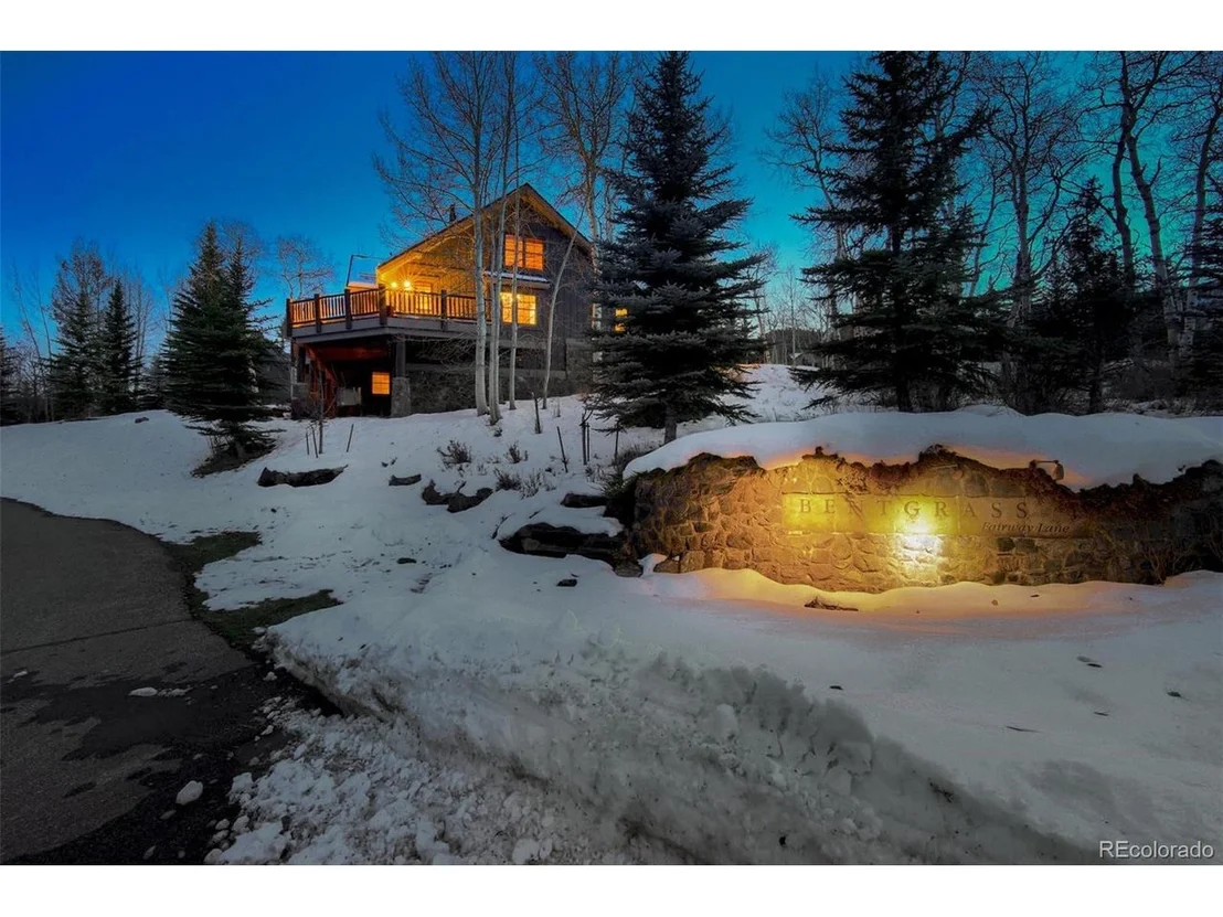 Photo of 5 Fairway Ln
