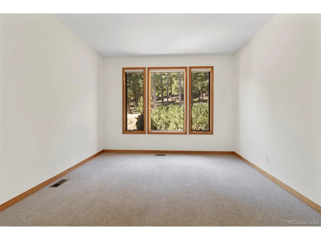 Photo of 4937 Bear Mountain Dr