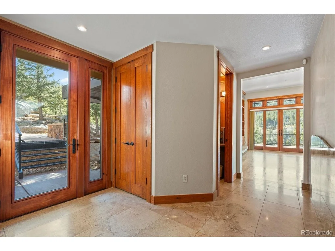 Photo of 180 Outpost Ln