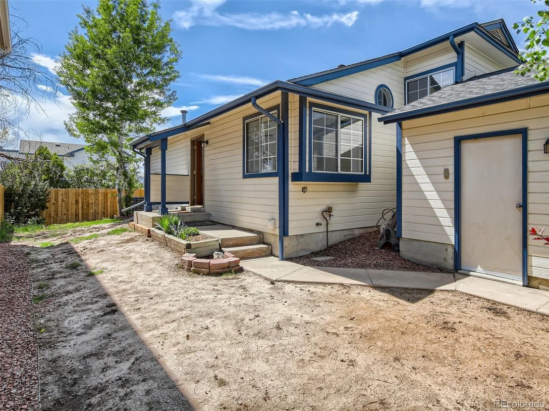 Photo of 9497 Devon Ct