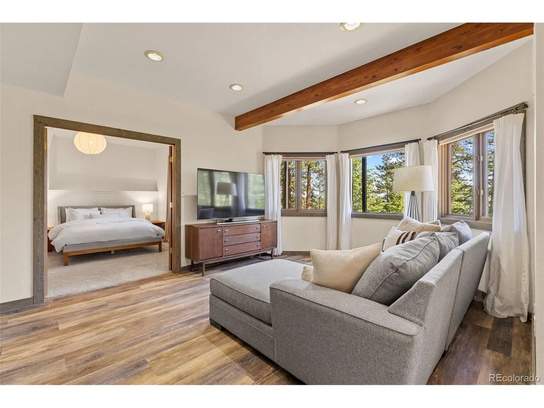 Photo of 6159 S Skyline Dr