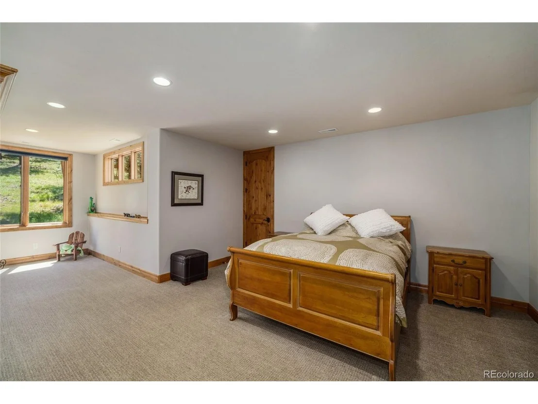 Photo of 348 Eagle Chase Ln