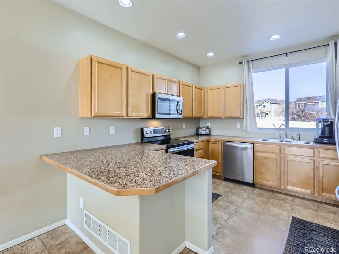 Photo of 3243 Tamarac Ln