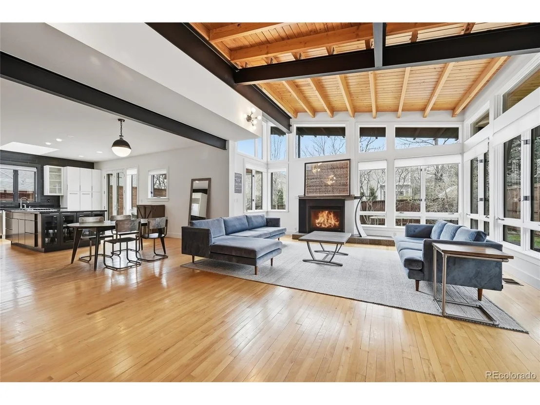 Photo of 860 Union Ave