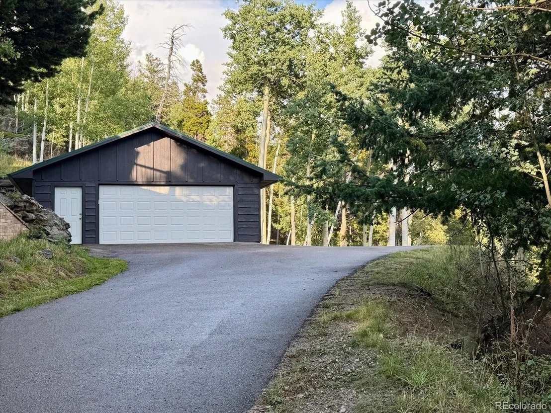 Photo of 66 Lodgepole Cir