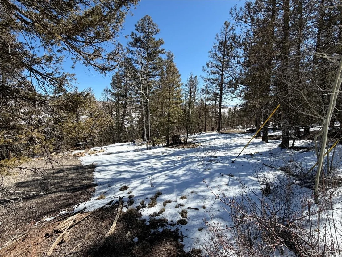 Photo of 806 Middle Fork Vis