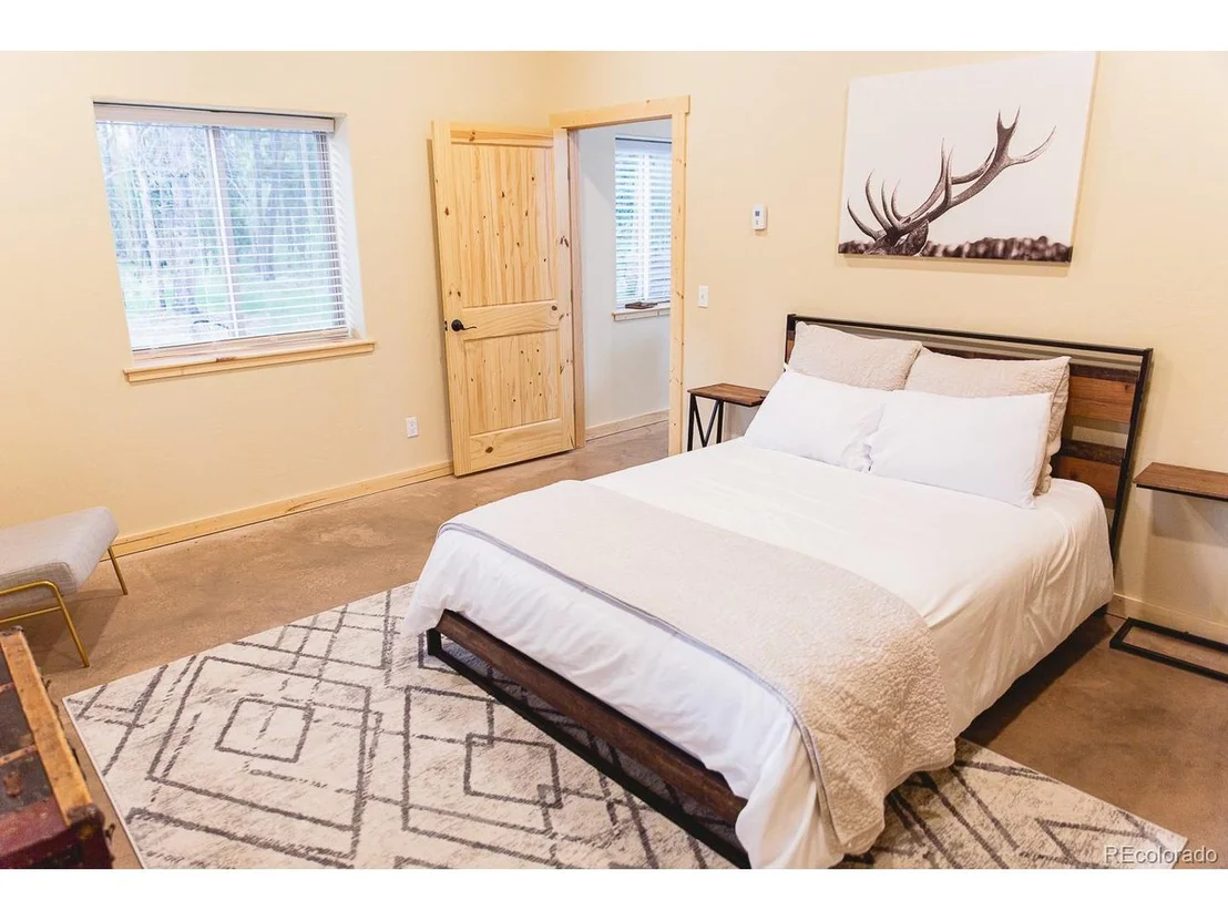 Photo of 1249 Circle 73