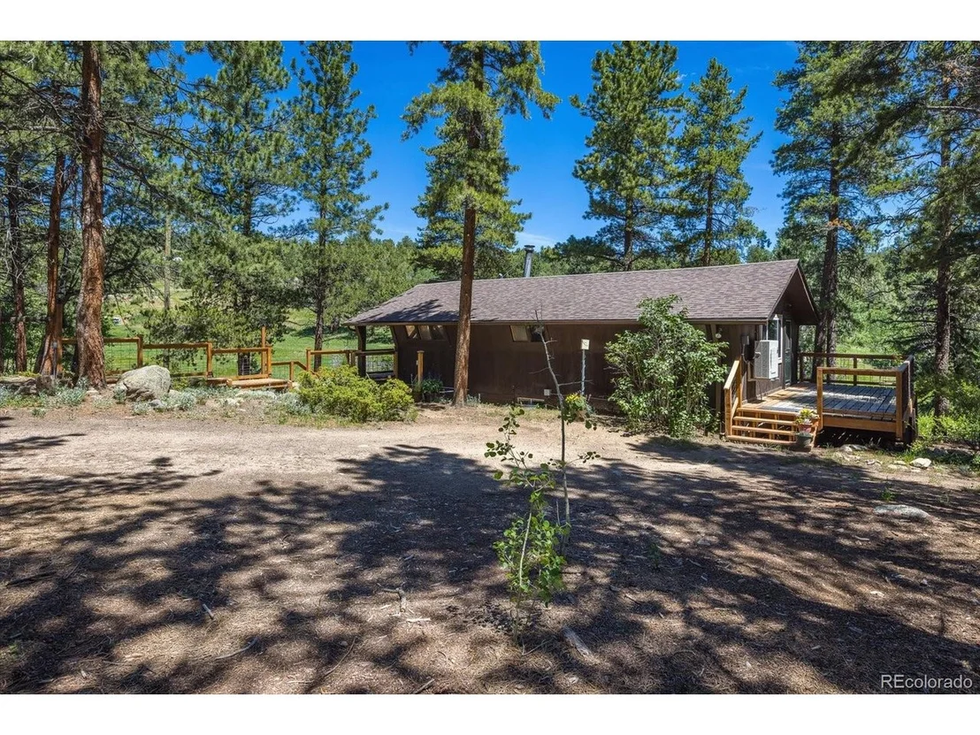 Photo of 463 Pine Glade Rd