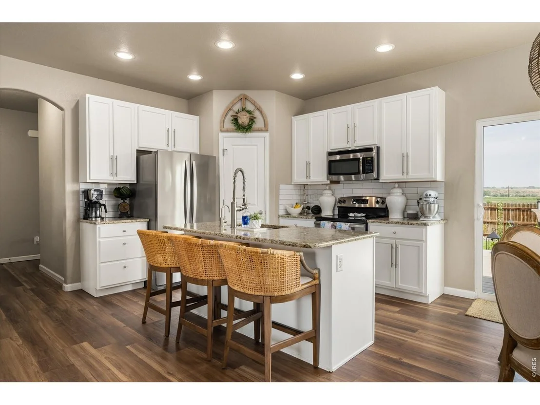 Photo of 1933 Sunset Cir