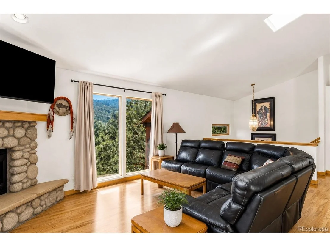 Photo of 1649 Elk Valley Dr