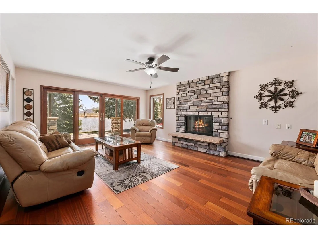 Photo of 4017 Spruce Dr