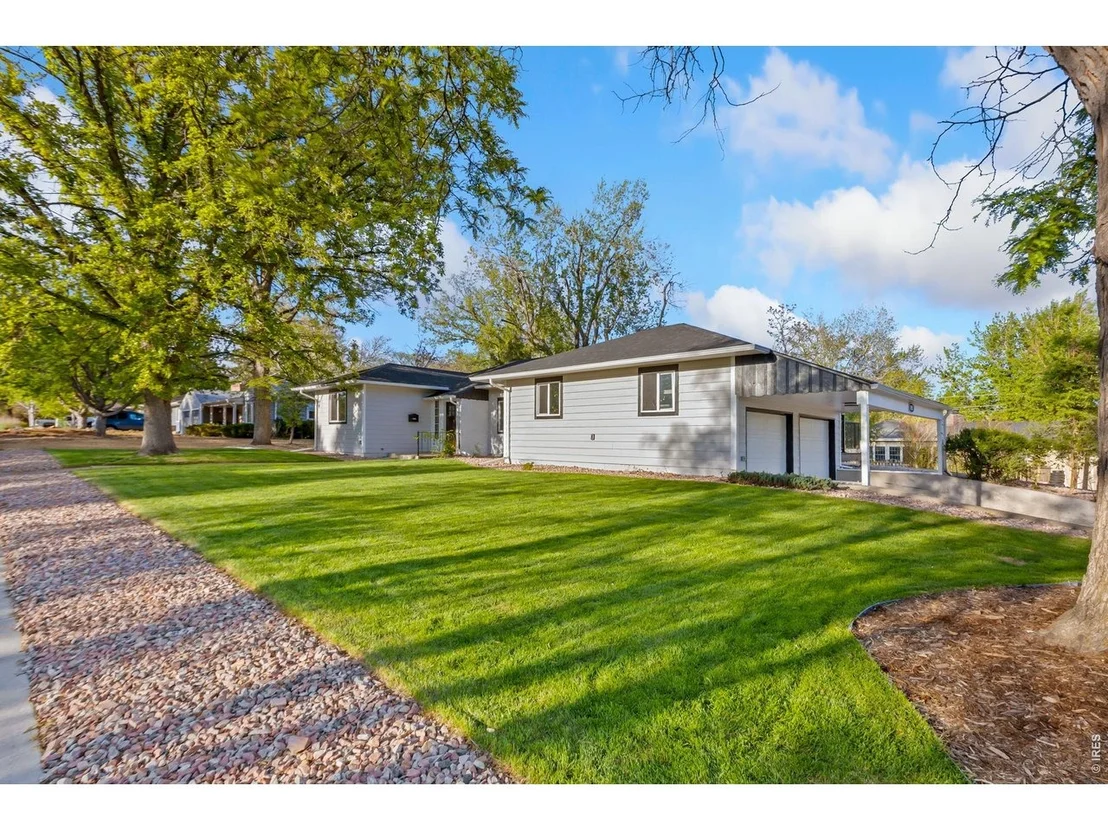 Photo of 1950 Montview Dr