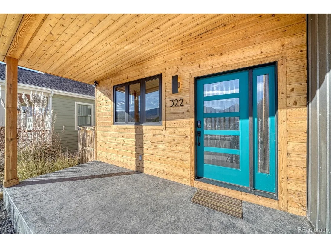 Photo of 322 Two Rivers Rd