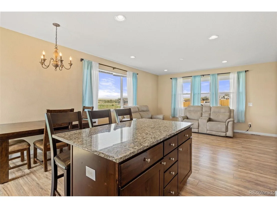 Photo of 1419 4th Pl