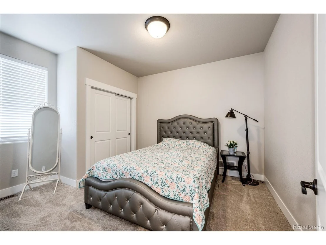Photo of 5183 Long Dr