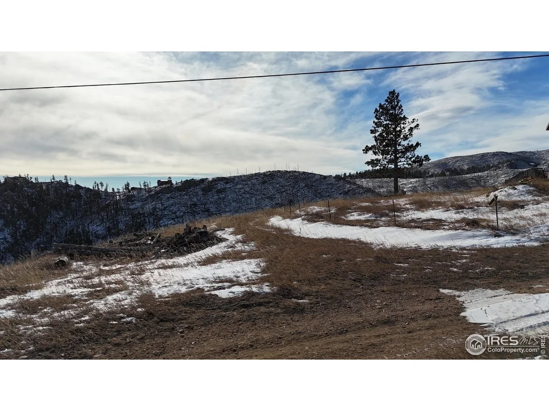 Photo of 813 Hernia Hill Trl