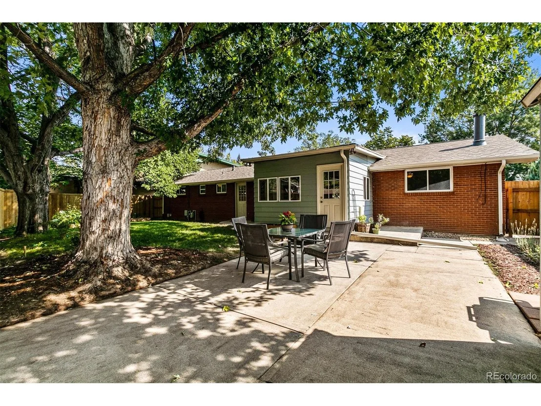 Photo of 1439 Sunset St