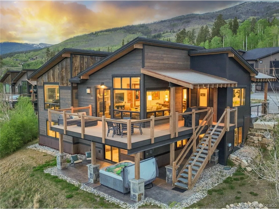 Photo of 27 Fly Caster Ln