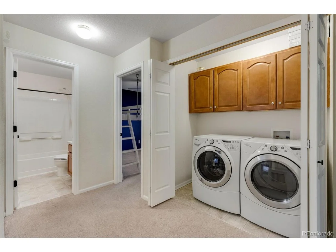 Photo of 655 Elizabeth Street Cir