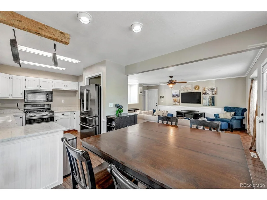 Photo of 9469 Grandview Ave