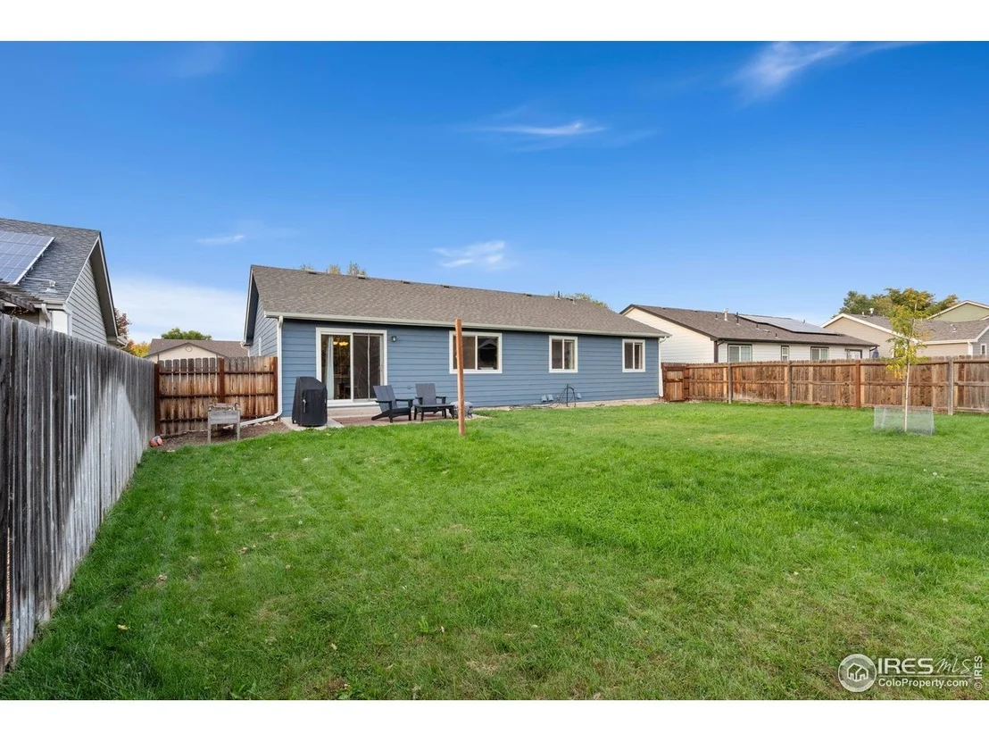 Photo of 305 Amber Dr