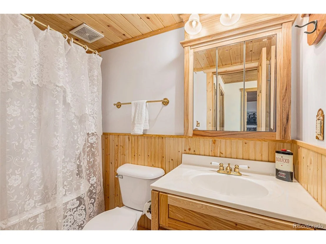 Photo of 18450 Saddle Blanket Ln