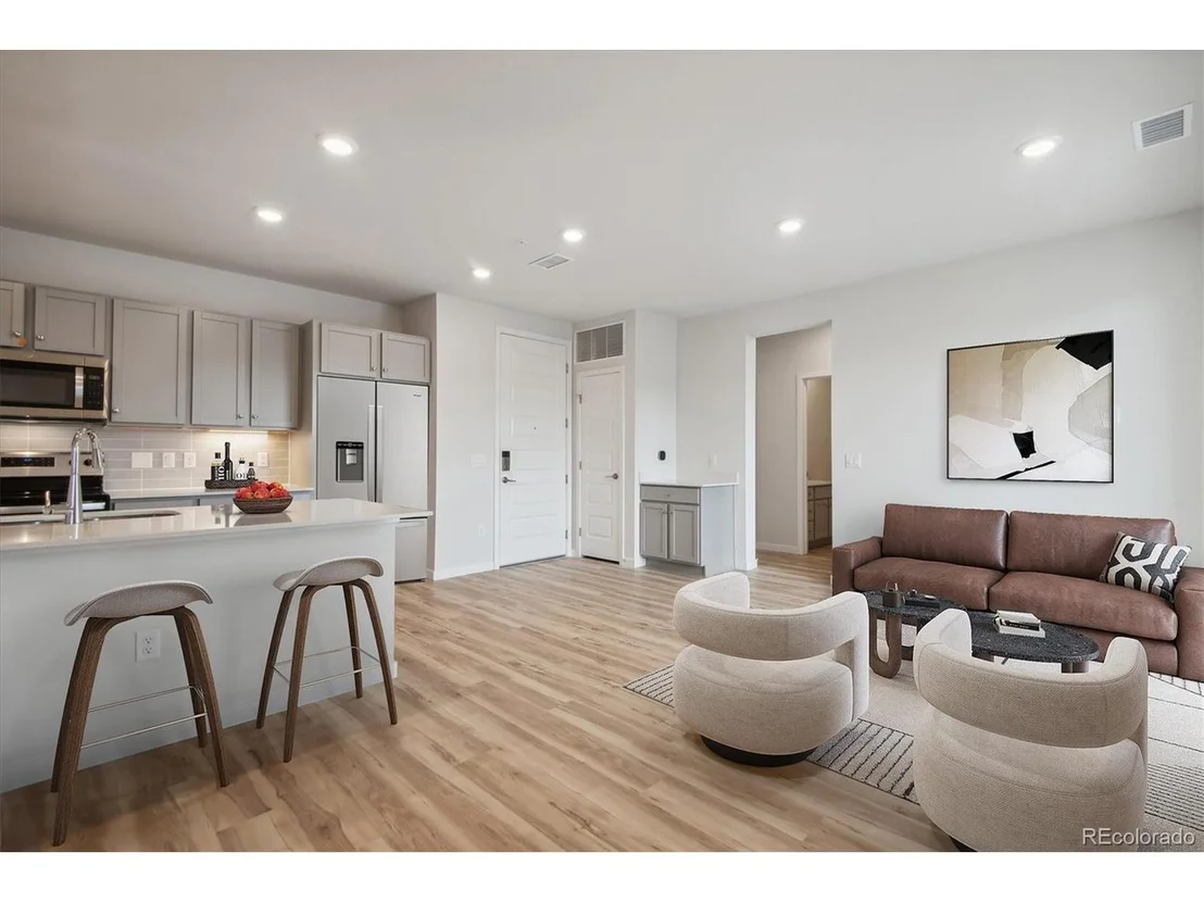 Photo of Unit 1307 at 487 Interlocken Blvd