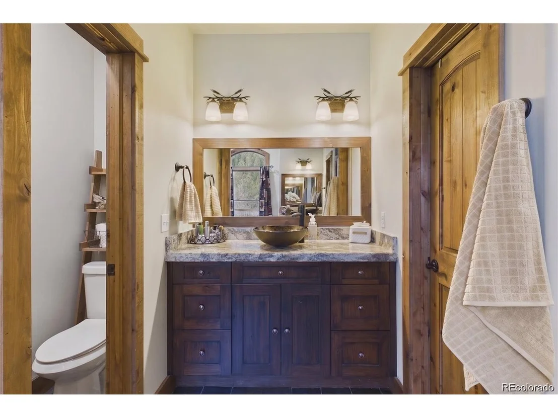 Photo of 350 Foxtail Dr