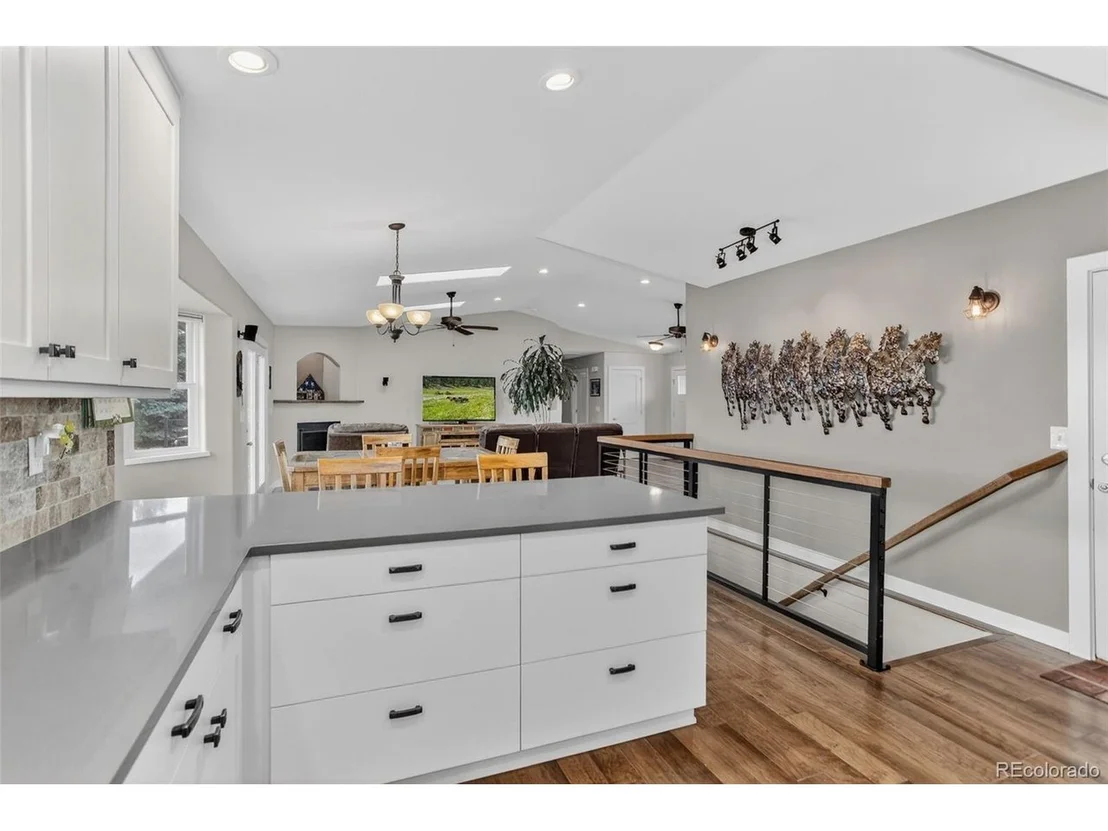 Photo of 4717 Foothills Dr