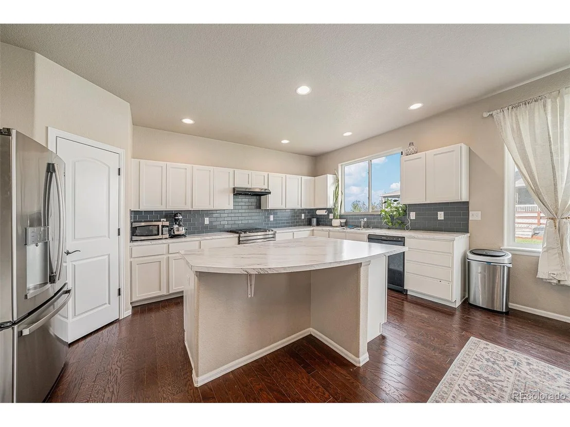 Photo of 1802 Rise Dr