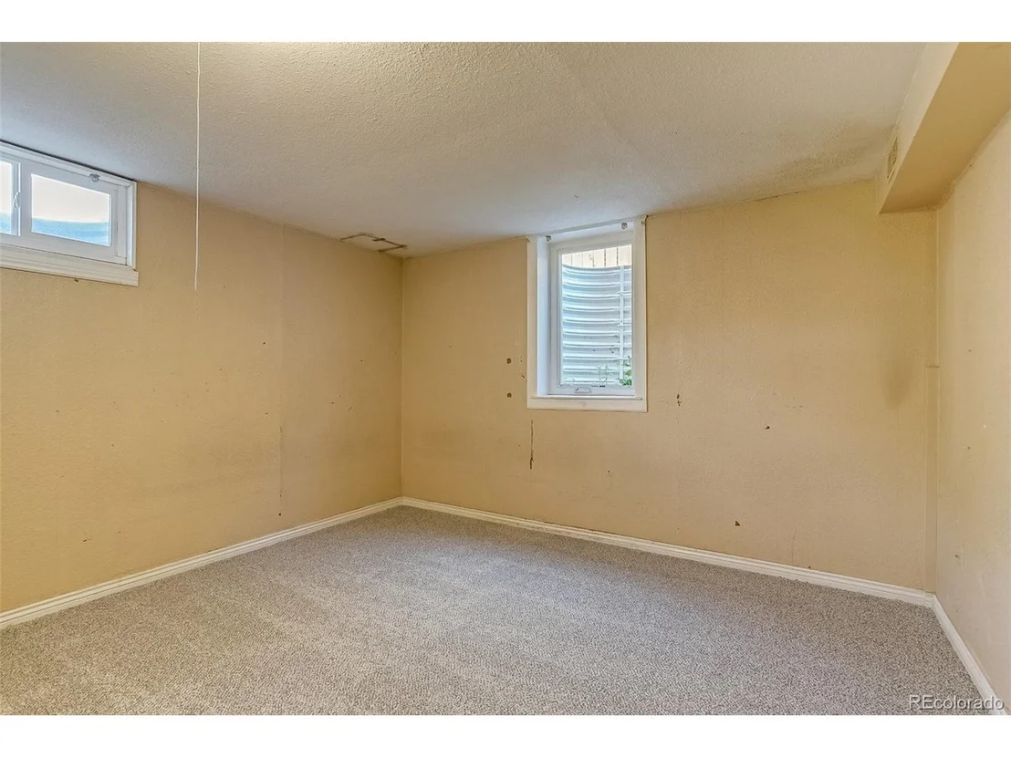 Photo of 3685 Jasmine St