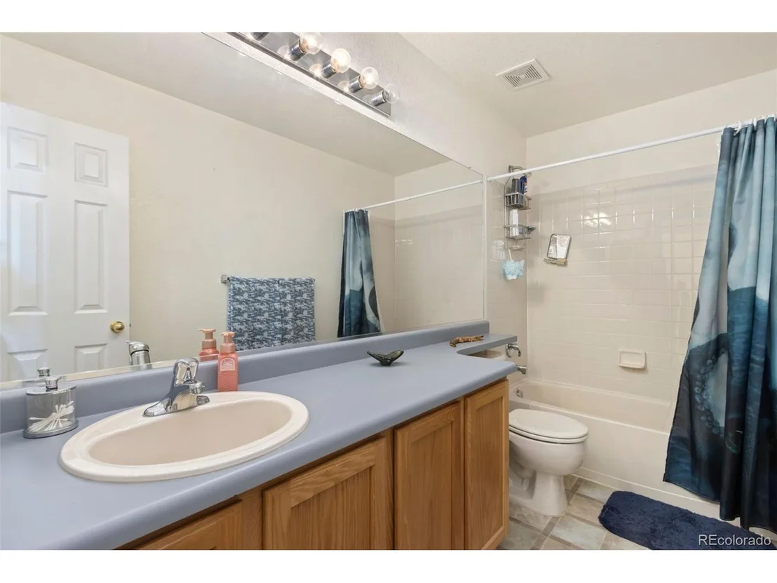 Photo of 6280 Snowberry Ave