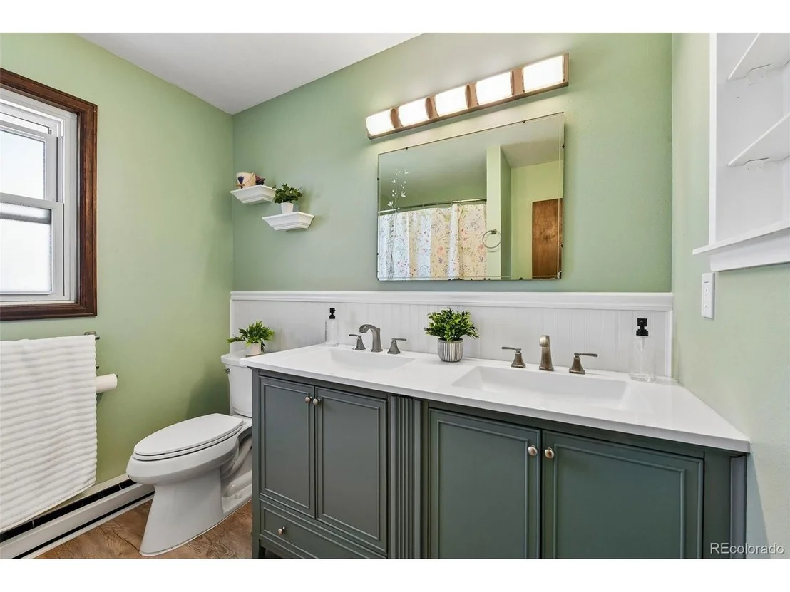 Photo of 17781 Sunset Ln