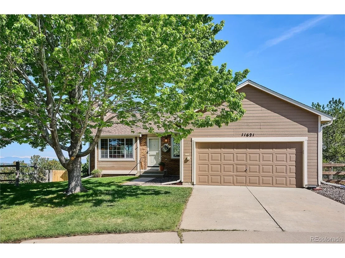 Photo of 11621 Laurel Ln
