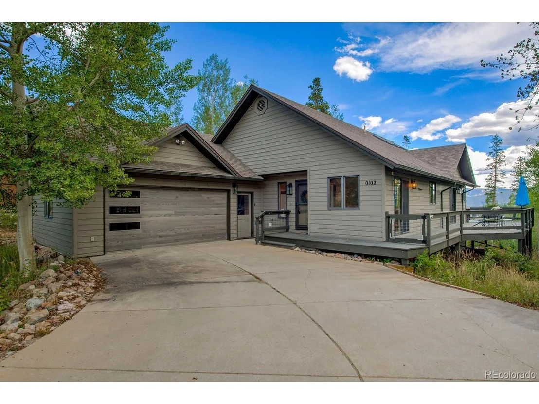 Photo of 102 Thimbleberry Way