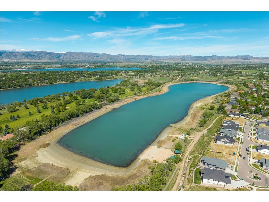 Photo of 2033 Squib Ln