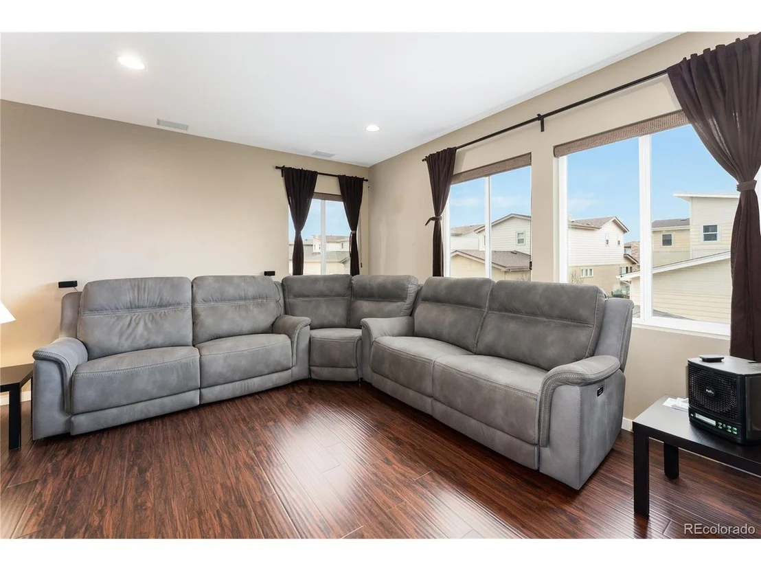 Photo of 9819 Dunning Cir