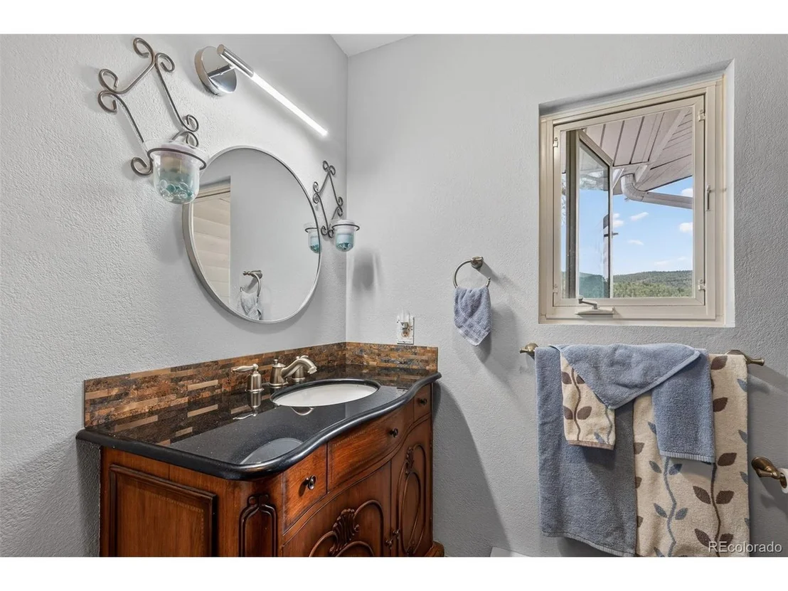 Photo of 11994 Cochise Cir