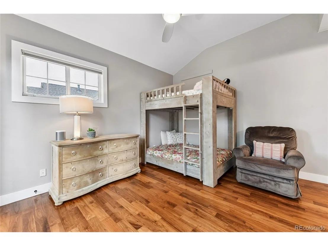 Photo of 771 Jasmine St