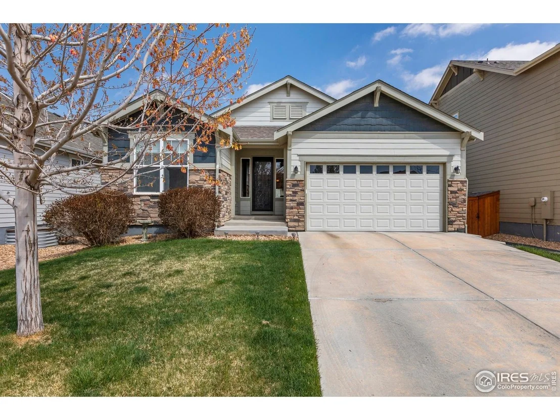 Photo of 850 Prairiestar Dr