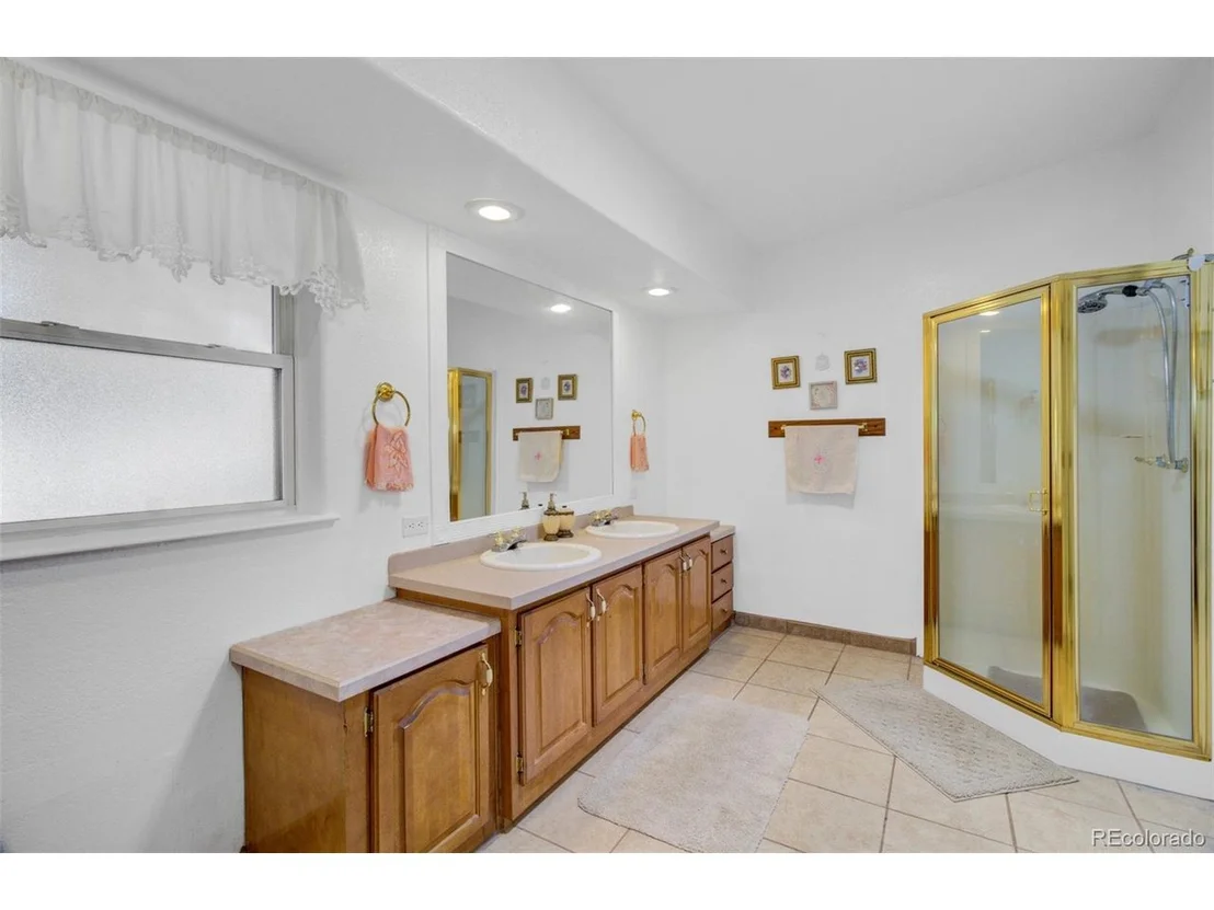 Photo of 12825 Garrett Rd