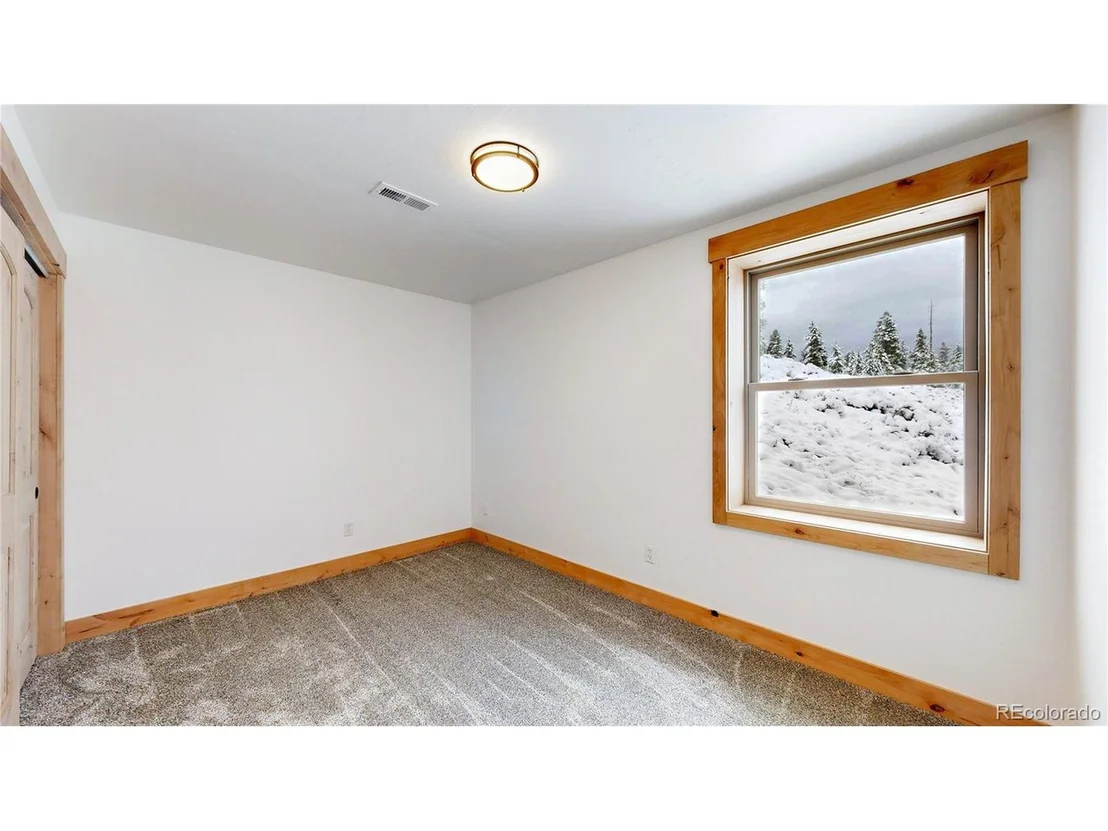 Photo of 374 County Road 863