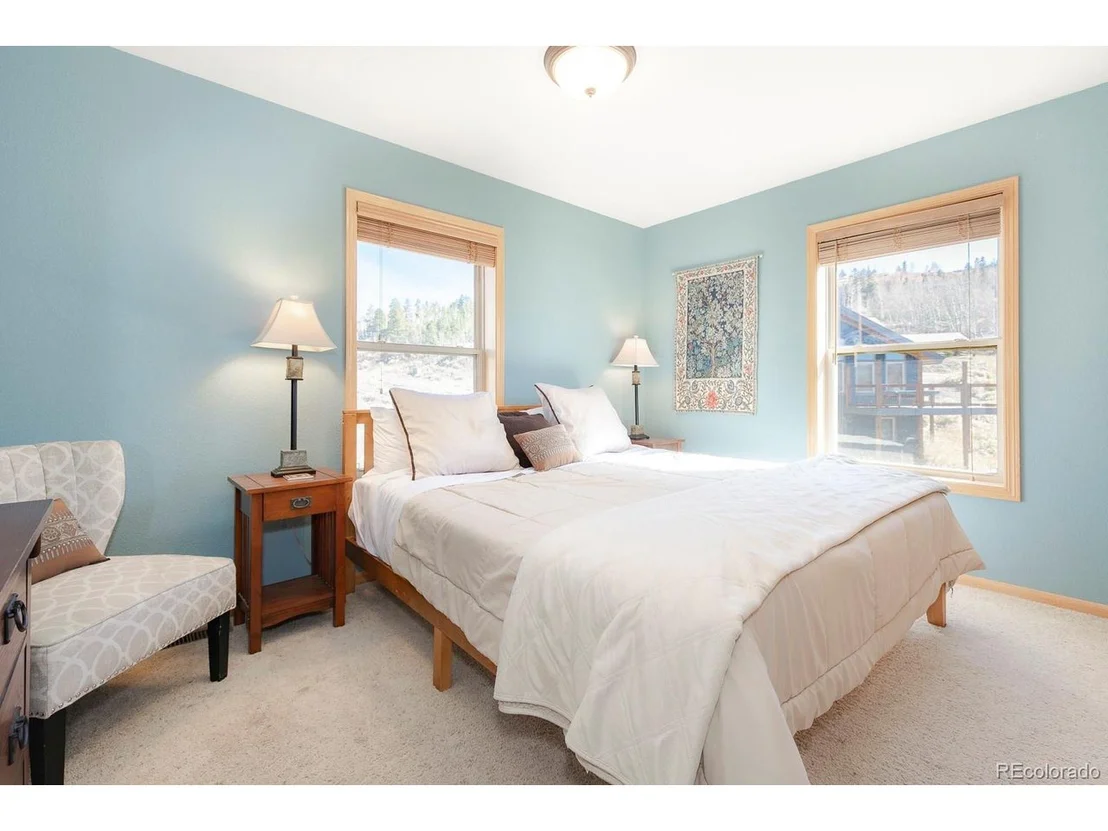 Photo of 498 Beaver Dr