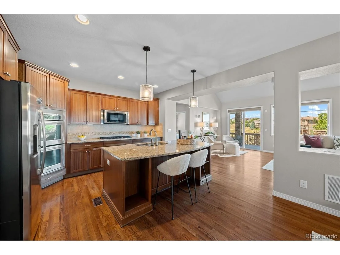 Photo of 10876 Valleybrook Cir