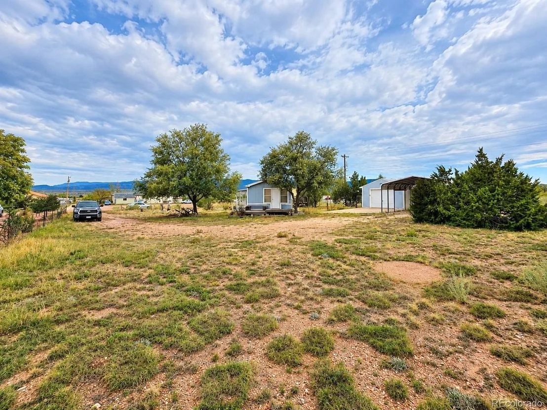 Photo of 33 7th Ave