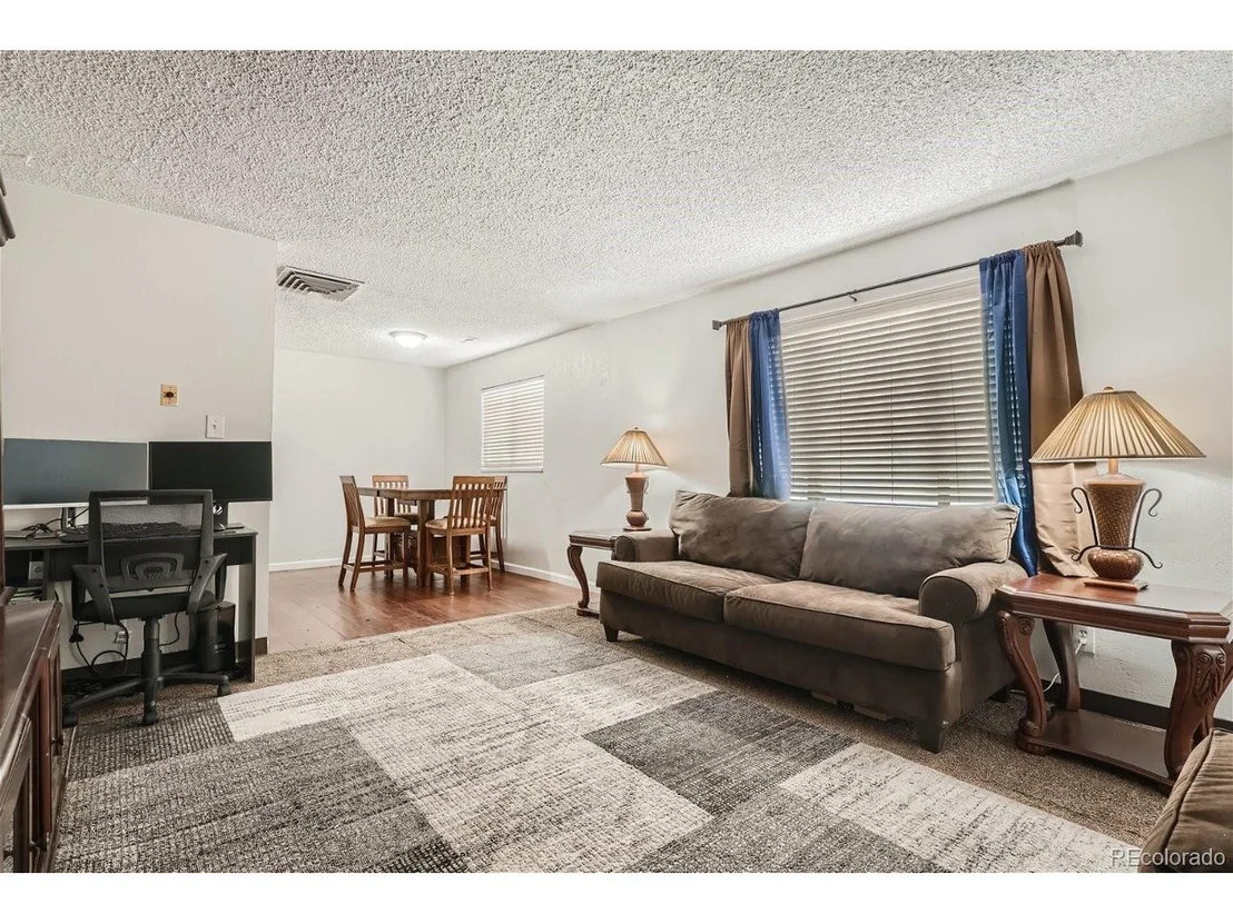 Photo of 1010 Eppinger Blvd