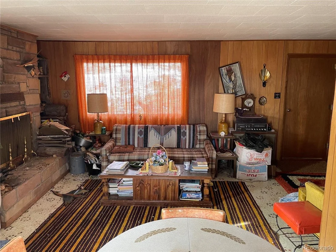 Photo of 586 Spring St