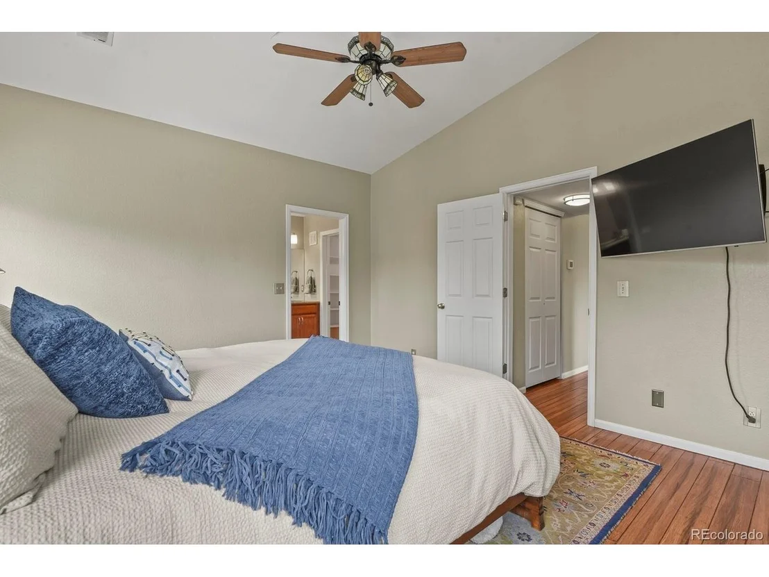 Photo of Unit 5 at 6830 Xavier Cir