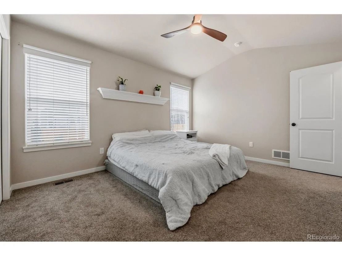 Photo of 102 11th Ave